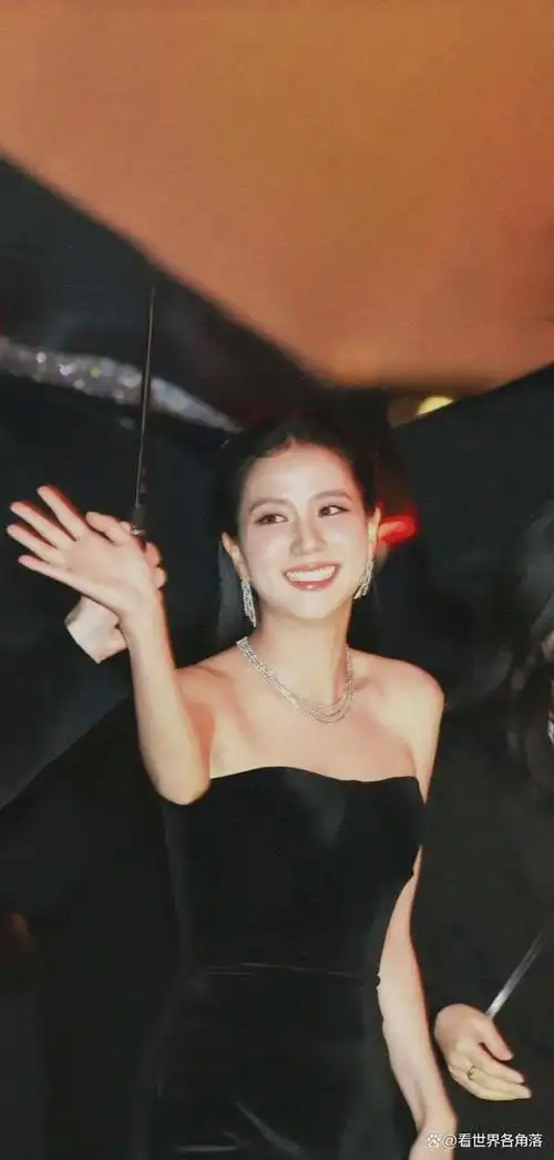 blackpink的jisoo宣布将youtube频道利润全数捐赠救助儿童会