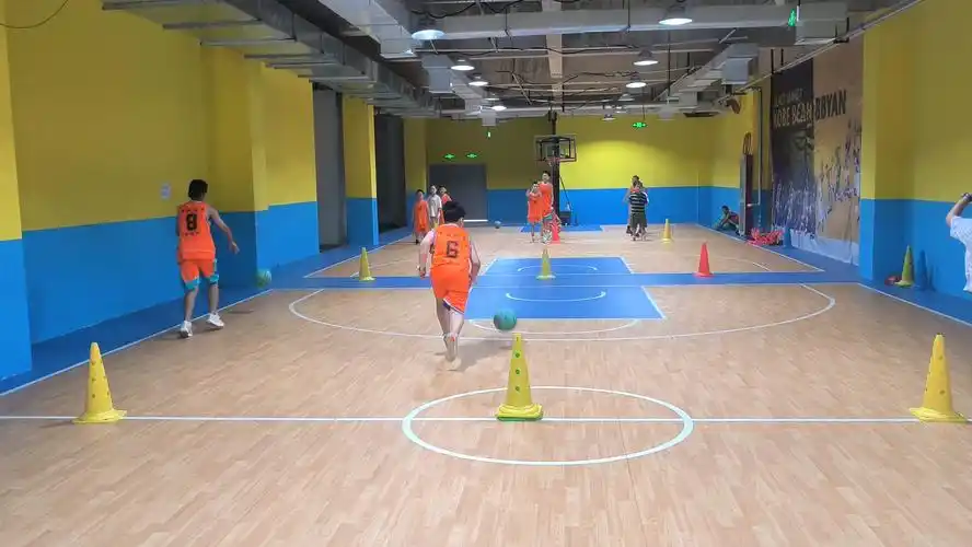 儿童篮球教学训练09