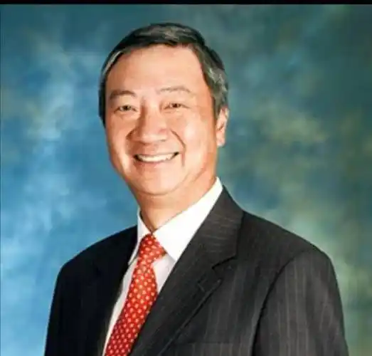 原创富商马清伟和三个明星的往事如今69岁交往小40岁女友