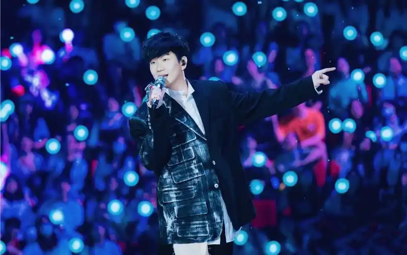 【饭拍】林俊杰毕业歌会《那些你很冒险的梦》大合唱环节好感动