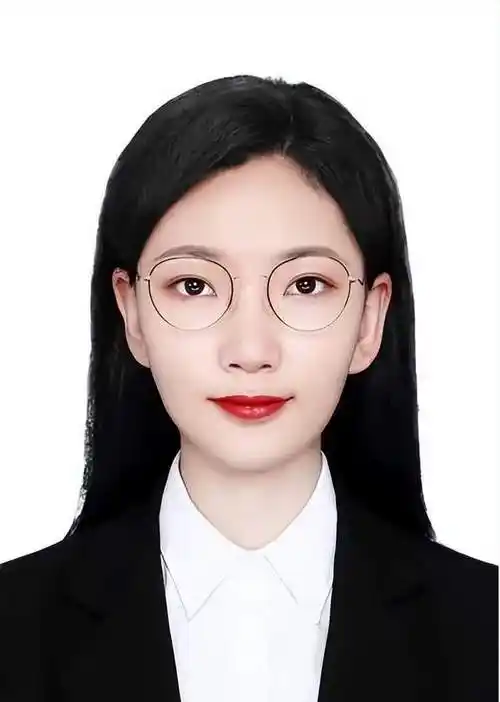 四六级网上报名照片的要求为:近6个月拍摄的免冠正面蓝底或白底证件照