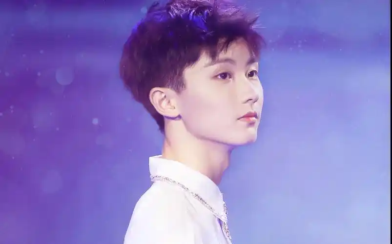 【马嘉祺】这个15岁初中生唱追光者太感人了吧!