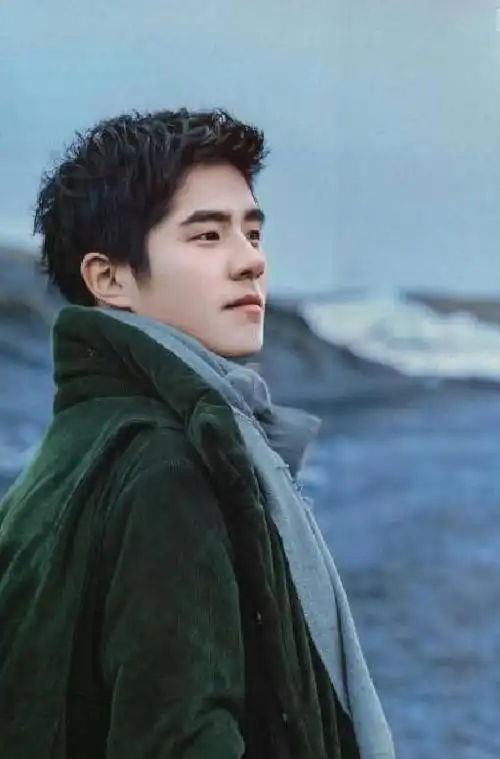 刘昊然演员特点(小虎牙是刘昊然少年感最强的标志笑起来像邻家的弟弟)