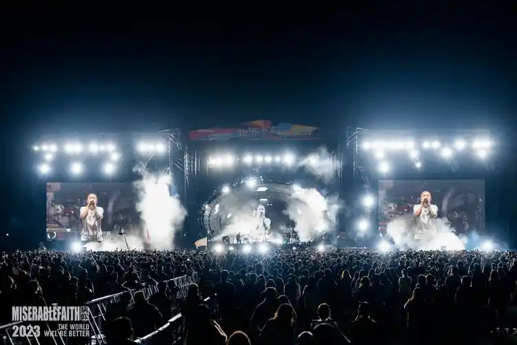 痛仰「世界会变好」户外巡回演唱会:三场万人狂欢,五小时纵情狂歌!