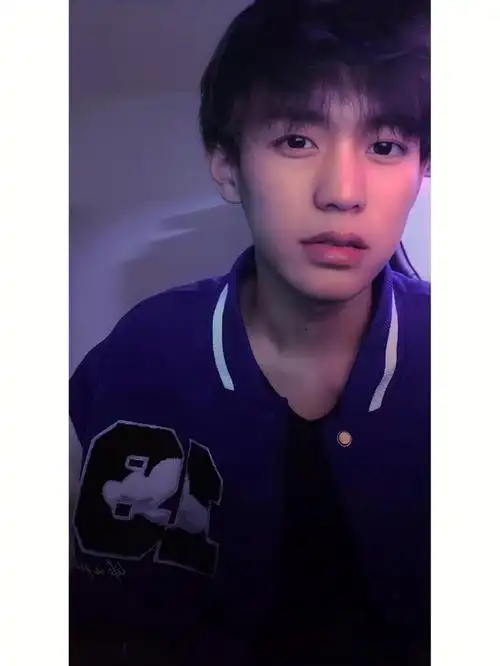 余庆伟  #余庆伟的黑店  #余庆伟壁纸  #人鱼线