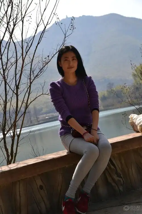 游宜兴竹海,拍细腿美女