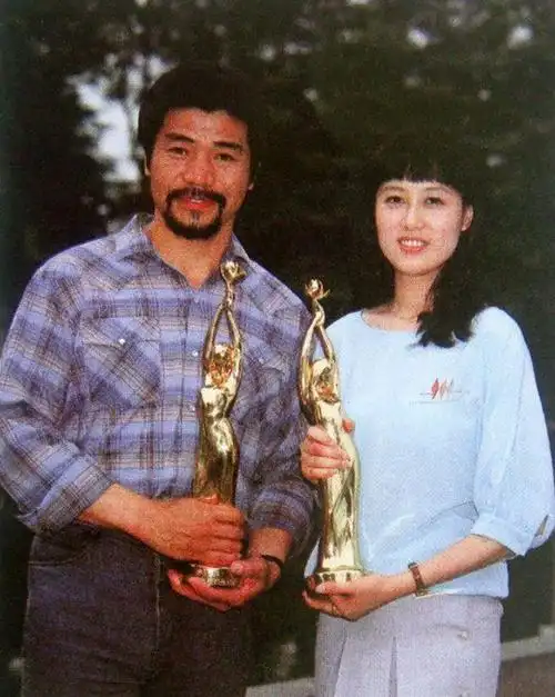 回顾那个因高山下的花环走红的梁三喜如今怎样了