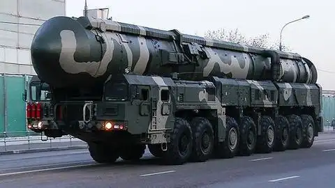 俄罗斯镇国重器: 撒旦洲际弹道导弹