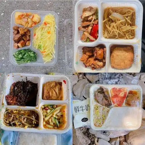 剧组盒饭大赏!群众演员的盒饭标准,让人有点意外