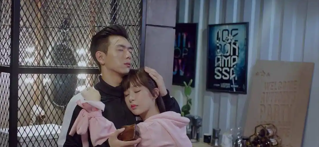 原创亲爱的热爱的点燃夏日青春杨紫李现甜蜜追梦