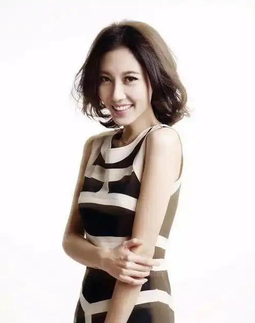 都挺好演员高露隐婚老公是谁大揭秘高露是高圆圆亲姐妹