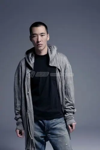 台湾歌手黄立行