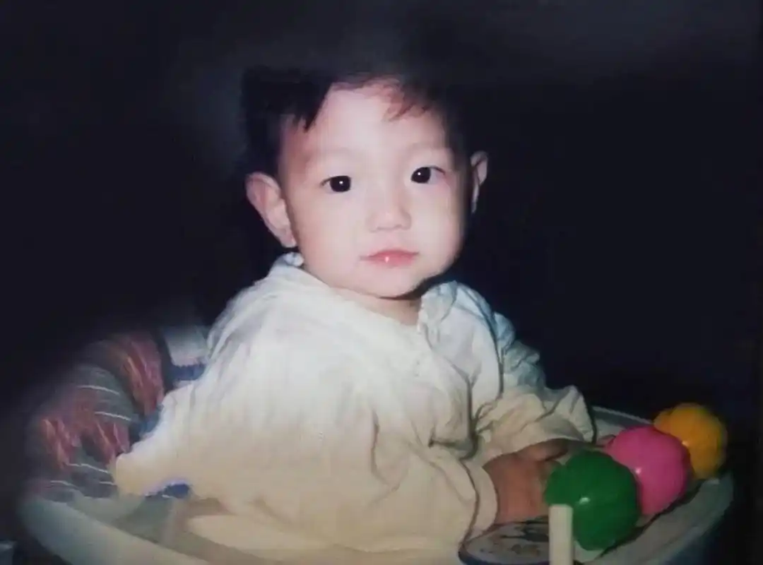 男朋友小时候的照片~#边伯贤 #啵啵虎  - 抖音