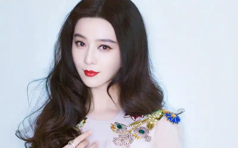 范冰冰妩媚性感写真高清桌面壁纸