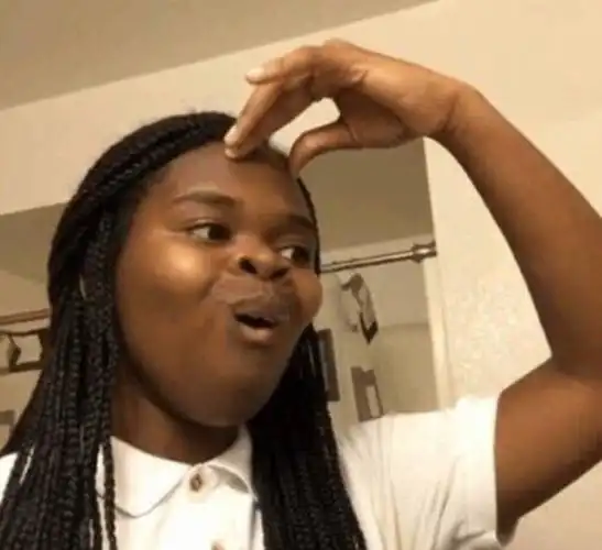 关注  搞笑 表情包 黑人 评论 收藏