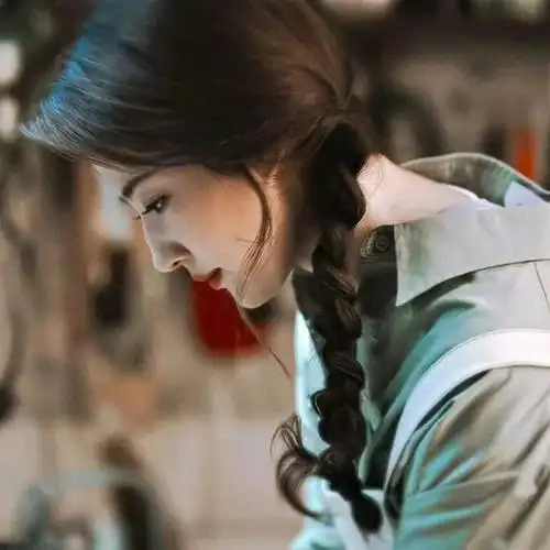 今日头像|刘亦菲