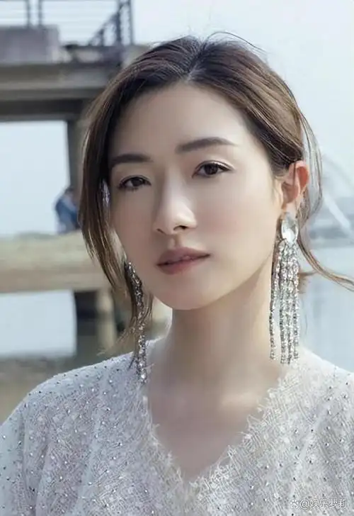 不婚族万茜从不炒作这辈子最正确的决定是为丈夫生孩子