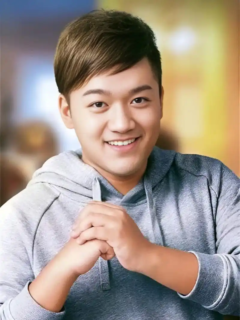 尤浩然因《家有儿女》中夏雨一角为人熟知.