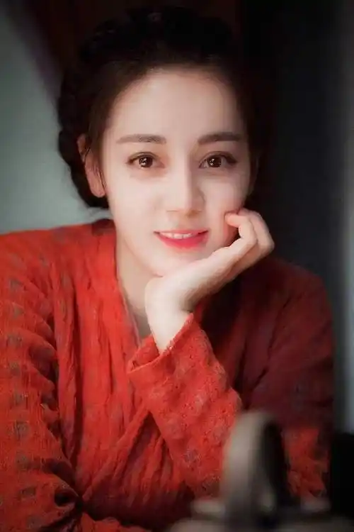 迪丽热巴红衣旧照##迪丽热巴邓妍