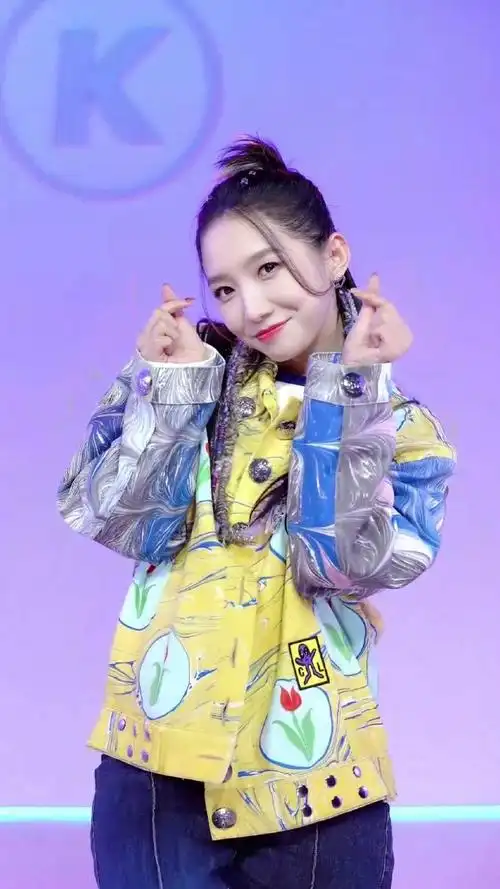 比90是谁被可爱到@孟美岐