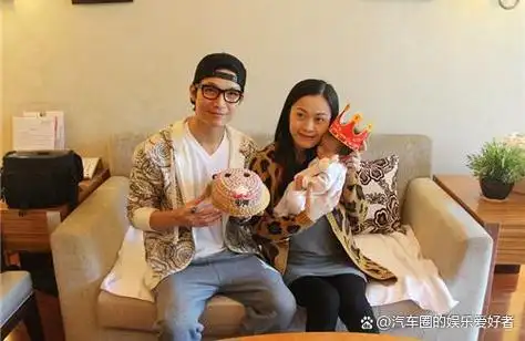 藏了这么多年原来她就是陈楚生老婆难怪为了她不惜得罪全世界
