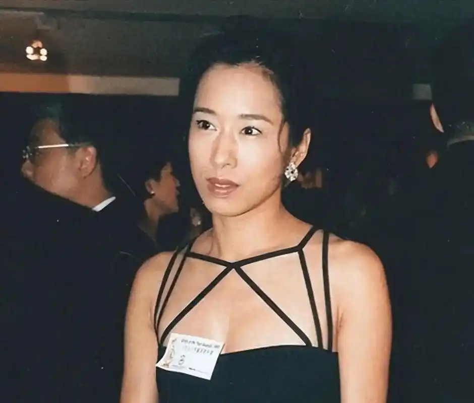 朱玲玲并不漂亮 - 抖音