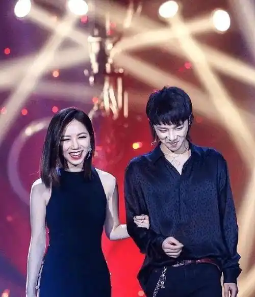 有一种"谋算"叫张碧晨和华晨宇,孩子4岁了,才真的看透这盘棋