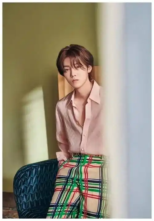 鹿晗被指不检点黄子韬意外受影响网友热议