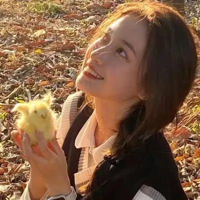 简单干净温柔的女生头像唯美治愈