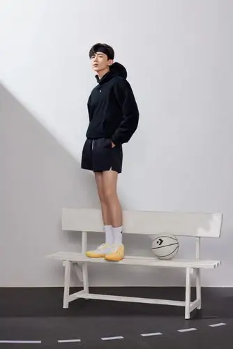 白敬亭上脚!全新 converse hometown 系列即将发售!