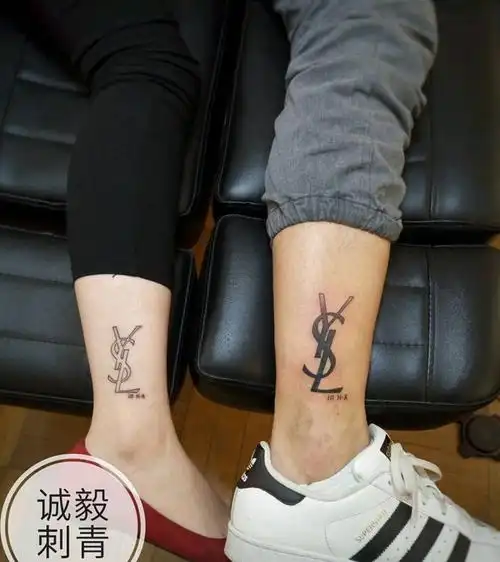 圣罗兰情侣纹身纹身图片腿部脚部欧美清新几何字符图腾成品纹身图案