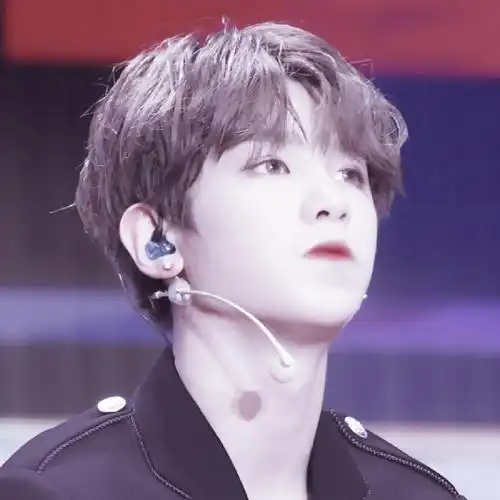 黄明昊,男爱豆,头像黄明昊/dt江九