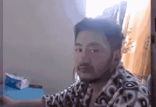 步行街的大神们 小弟想要一些csgo茄子的表情包 爱