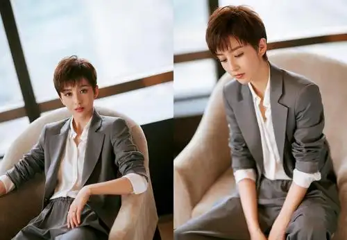 自从佟丽娅剪了短发不仅造型越来越大胆连气质都变了