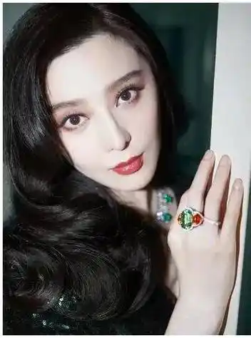 范冰冰近照曝光,还是那么美_形象_生活_公众