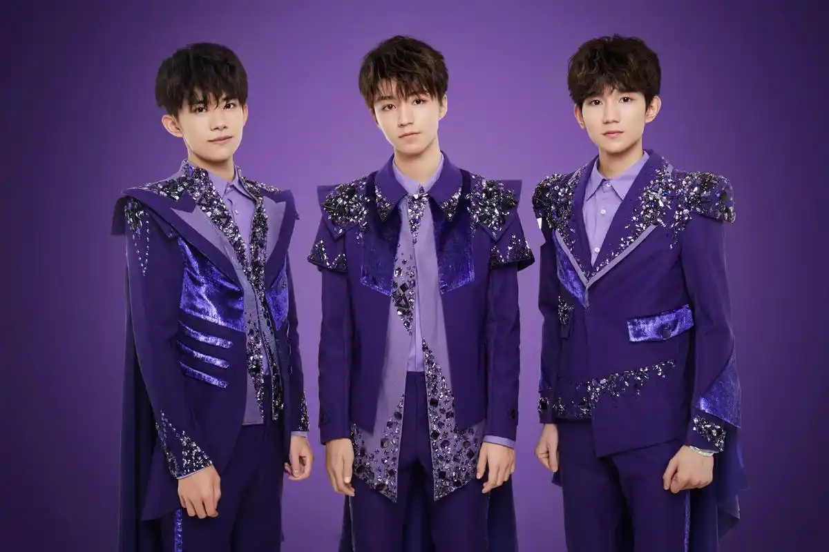 那么你呢, 你是什么时候遇到tfboys的?