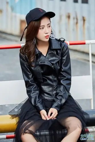 机构_杭州淘宝商业女装摄影外景模特拍照网红风拍摄店主风服装祝静婕