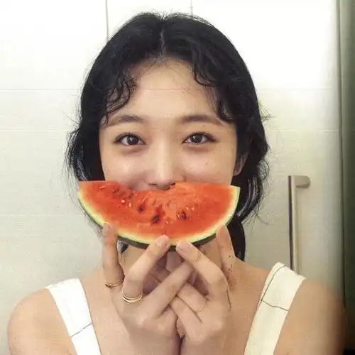 崔雪莉 头像 女头