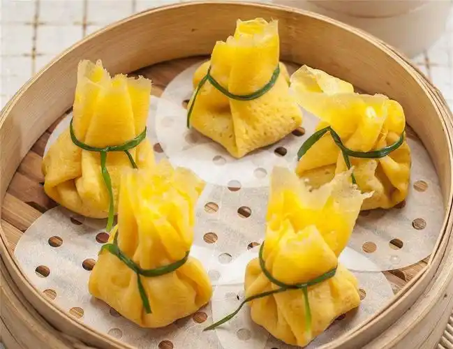 年夜饭吉祥菜黄金福袋,原来是用五花肉馅和鸡蛋做的,值得一学!