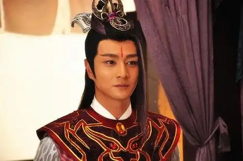 《封神英雄》张明明打斗剧照张明明《封神英雄》饰演申公豹腾讯娱乐讯