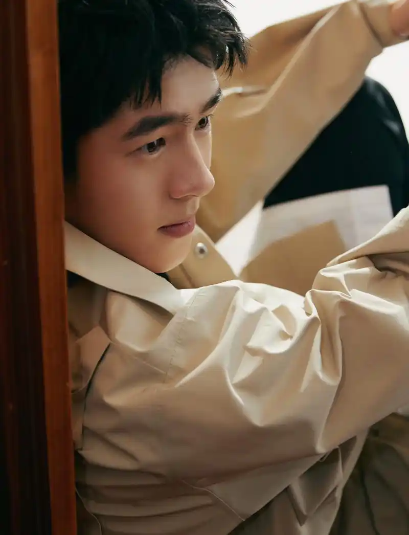 正月初一,boss刘昊然来给大家拜年啦[!