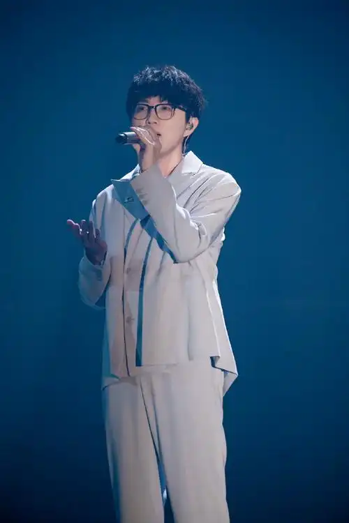 毛不易1001生日快乐