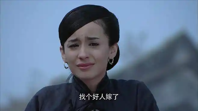 围屋里的桃花:谢天歌被国民党抓住,青女含泪跳下高墙-影视综视频-搜狐