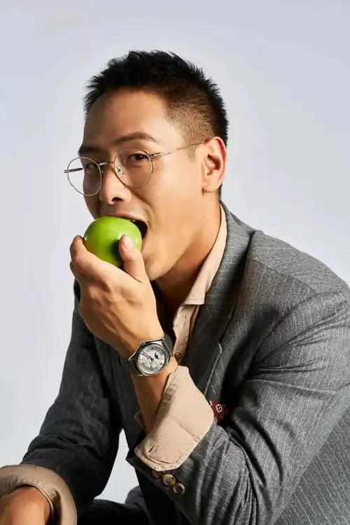 商会瞭望窗专访汤子嘉做善于创新的二代