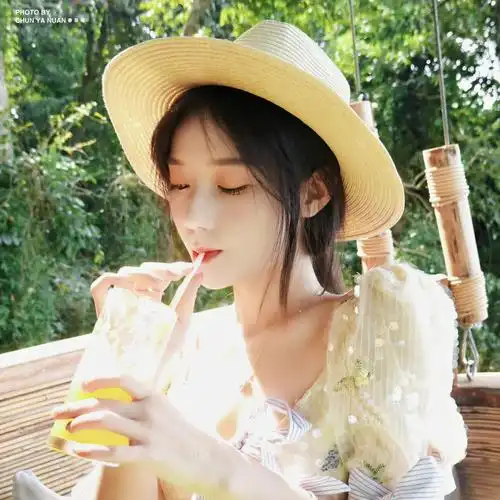 芽鹿|9909-25对意涵无限好感查看更多评论笔记作者陈意涵estelletv