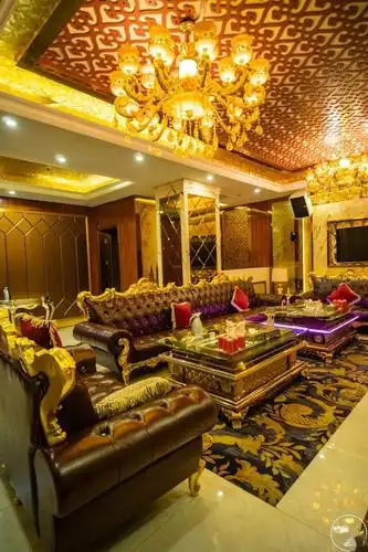 追加100份699元抢原价368元东方会量贩式ktv8小时欢唱套餐啤酒3罐主题