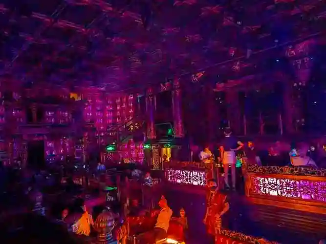 天阙酒吧(和平路店)-"由于疫情的原因,最近这个地方没有营业.