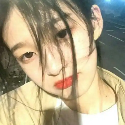 超美ins大头贴女生头像