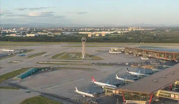 记者2月1日从北京首都国际机场获悉,1月,首都机场旅客吞吐量达543万