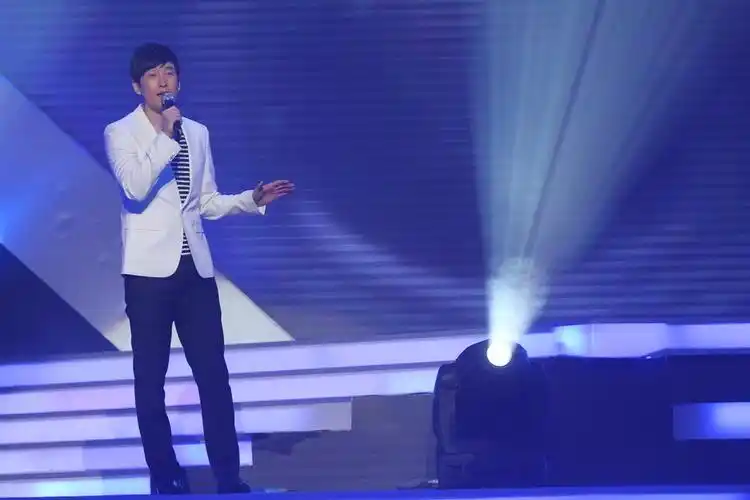 满江献唱《中华诵》